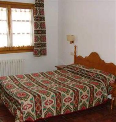 фото отеля Apartamentos Petronilla
