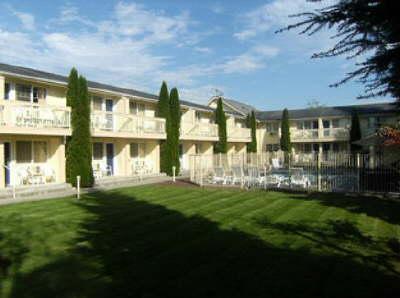 фото отеля Three Rivers Inn Sedro Woolley