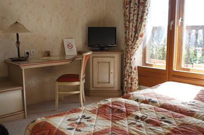 фото отеля Hotel Au Cep De Vigne Innenheim