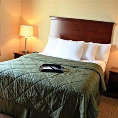фото отеля Cobblestone Inn and Suites
