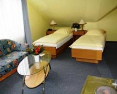 фото отеля Hotel Taubengrund 2 Hofheim am Taunus