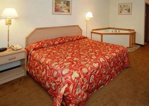 фото отеля Alpine Valley Inn - Helen