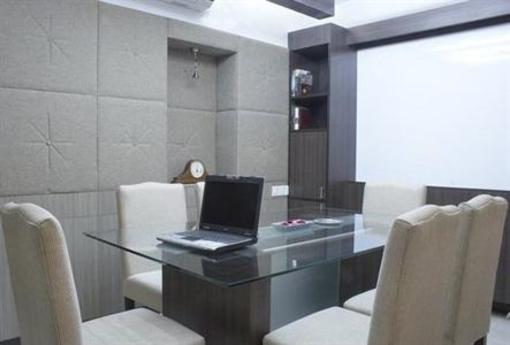 фото отеля Red Carpet Residence Bangalore