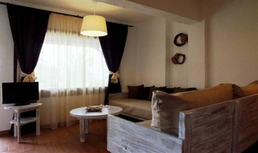 фото отеля Christaras Apartments
