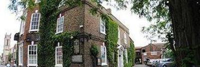фото отеля The Exchange Coach House Inn