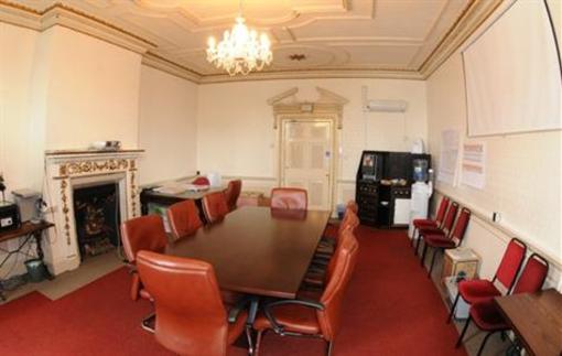 фото отеля The Exchange Coach House Inn