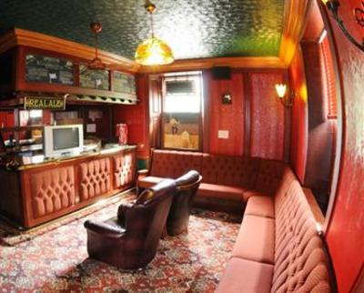 фото отеля The Exchange Coach House Inn