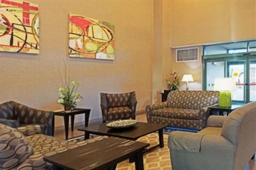 фото отеля Holiday Inn Hotel & Suites Goodyear-West Phoenix Area