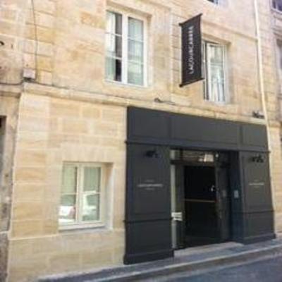 фото отеля Hotel La Cour Carree Bordeaux
