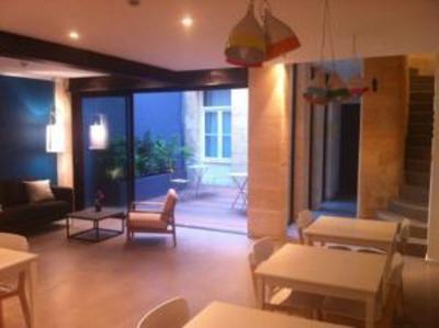 фото отеля Hotel La Cour Carree Bordeaux