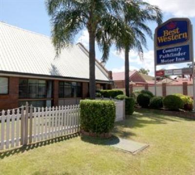 фото отеля Country Pathfinder Motor Inn