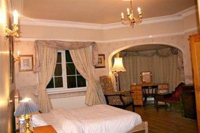 фото отеля Wake Green Lodge Hotel and Restaurant