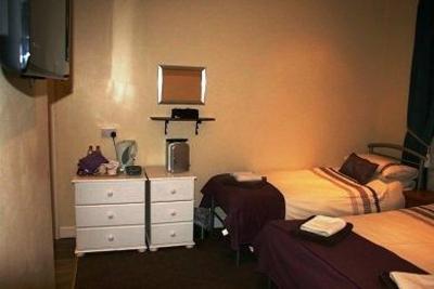 фото отеля Cleasewood Guest House Great Yarmouth