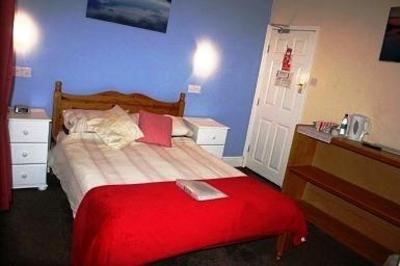 фото отеля Cleasewood Guest House Great Yarmouth