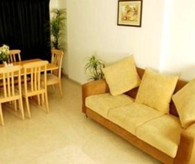 фото отеля Aura Executive Homes Powai Mumbai