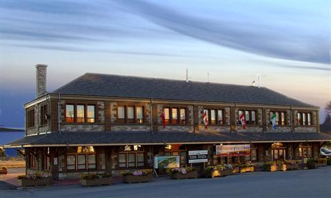 фото отеля BEST WESTERN North Bay Hotel and Conference Centre