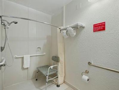 фото отеля Travelodge Hotel Brunswick