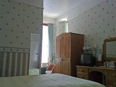 фото отеля Crowndale Hotel