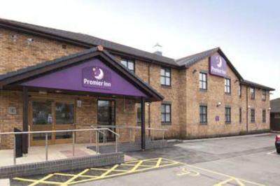 фото отеля Premier Inn Llanelli Central West