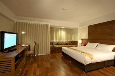 фото отеля Ballys Studio Suites Sukhumvit Bangkok