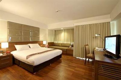 фото отеля Ballys Studio Suites Sukhumvit Bangkok