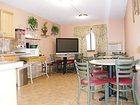 фото отеля Super 8 Motel Elkhart
