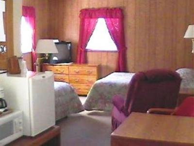 фото отеля Riverbend Lodging