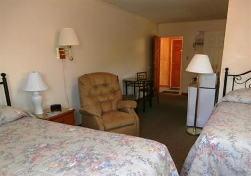 фото отеля Riverbend Lodging