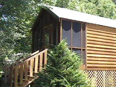 фото отеля Riverbend Lodging