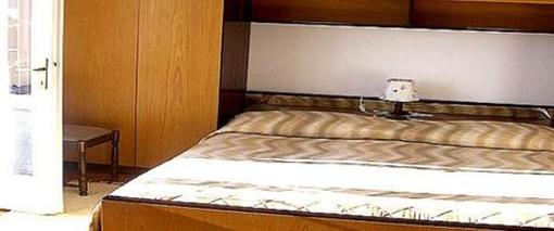фото отеля Apartmani Mare