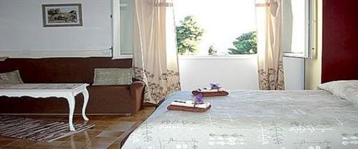 фото отеля Apartmani Mare
