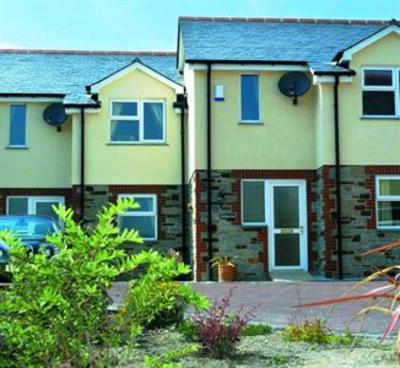 фото отеля Tregurrian Villas