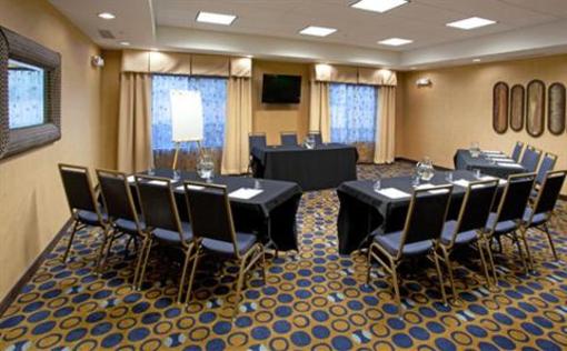 фото отеля Holiday Inn Express Hotel & Suites Richfield