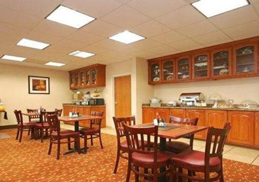 фото отеля Comfort Suites Odessa (Texas)