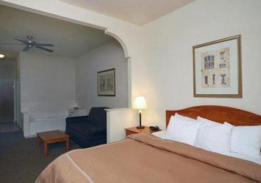 фото отеля Comfort Suites Odessa (Texas)