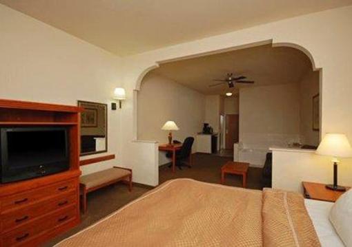 фото отеля Comfort Suites Odessa (Texas)