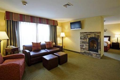 фото отеля BEST WESTERN Ticonderoga Inn & Suites