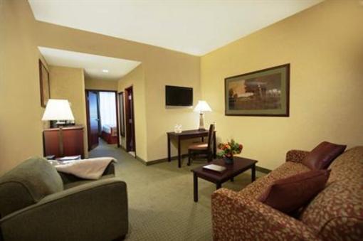 фото отеля BEST WESTERN Ticonderoga Inn & Suites