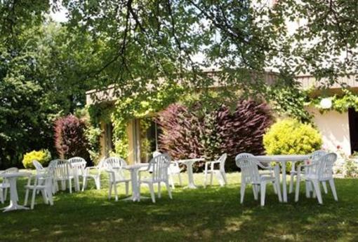 фото отеля Hotel Des Cepages Arbois