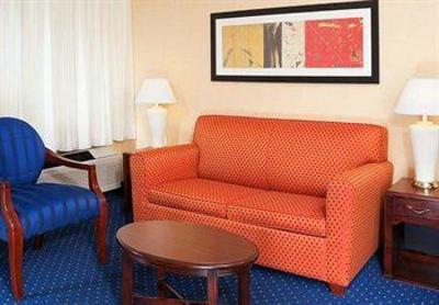 фото отеля Courtyard Hotel Detroit Novi