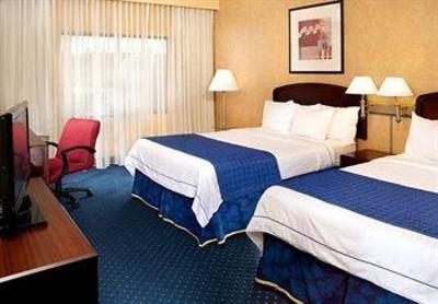 фото отеля Courtyard Hotel Detroit Novi