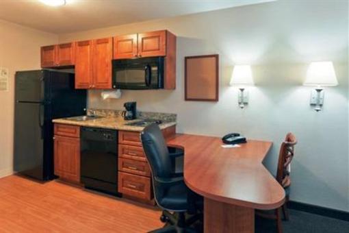 фото отеля Candlewood Suites Perrysburg
