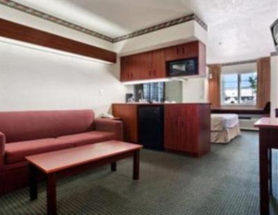фото отеля Microtel Inn & Suites Green Bay