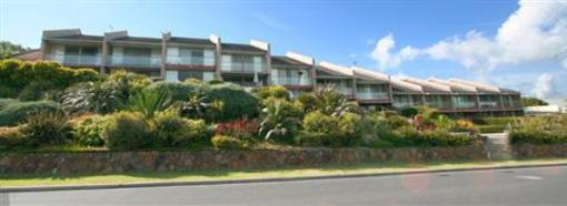 фото отеля 11 James Cook Apartments Byron Bay