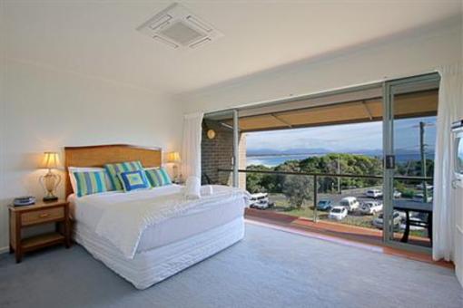 фото отеля 11 James Cook Apartments Byron Bay