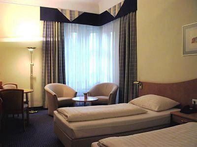 фото отеля Parkhotel Viktoria Neuss