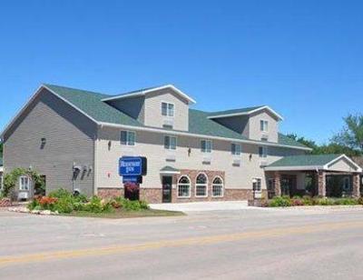 фото отеля Rodeway Inn & Suites near Okoboji Lake