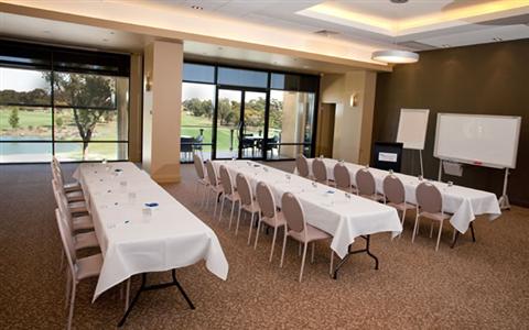 фото отеля Rich River Golf Club Resort Motel
