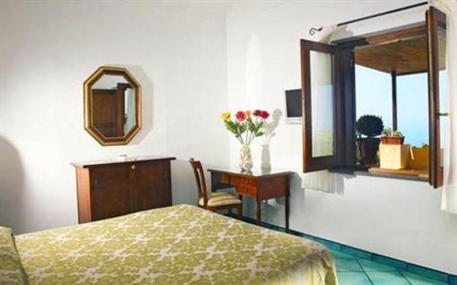 фото отеля Monte Solaro Bed & Breakfast