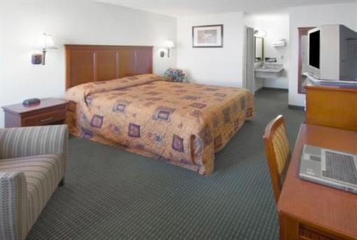 фото отеля America's Best Value Inn Bakersfield
